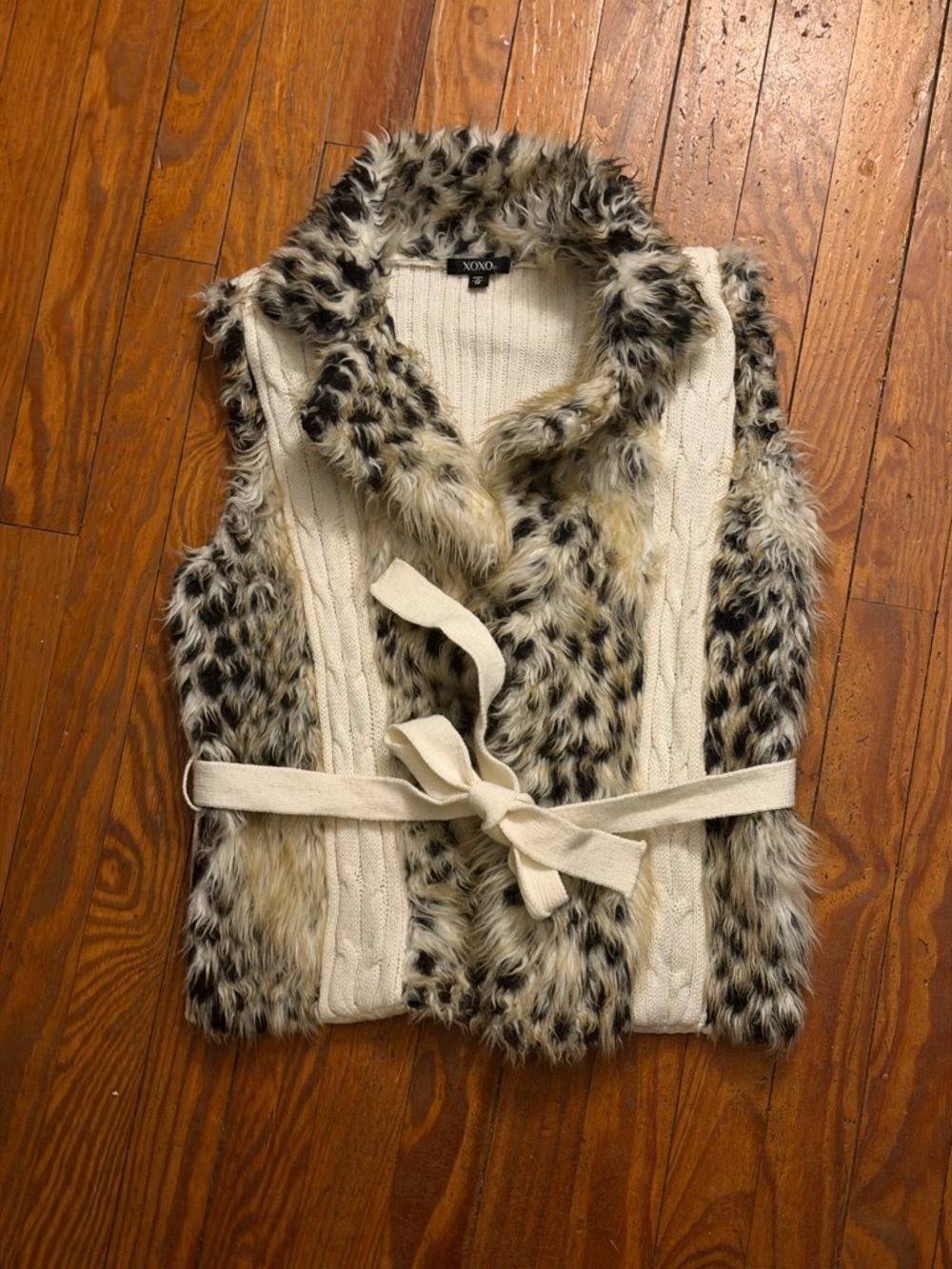 🆕 XOXO Faux fur knitwear animal print vest